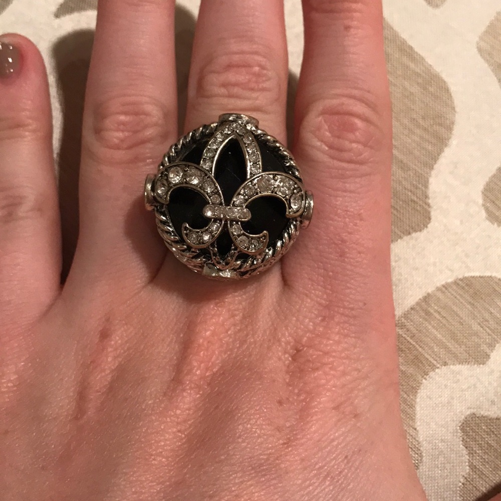 Royalty Ring - image 1